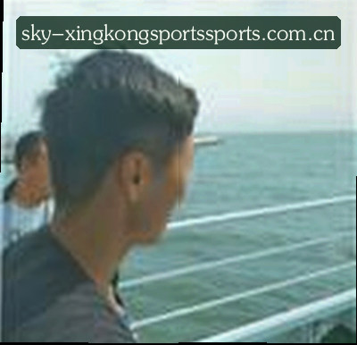 陈静